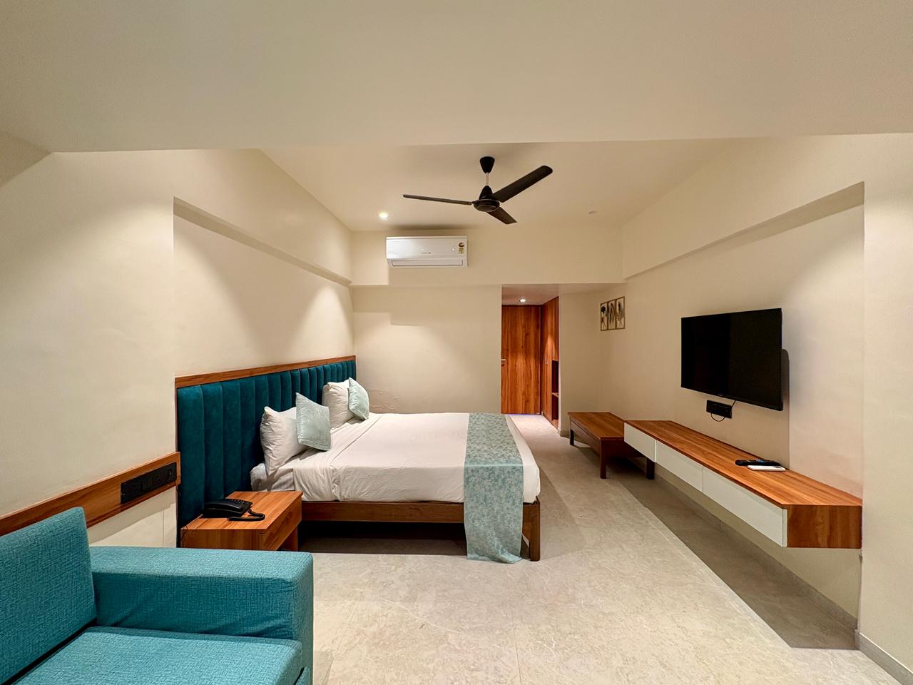 101 Signature resort, Lonavala — image 4 of 5