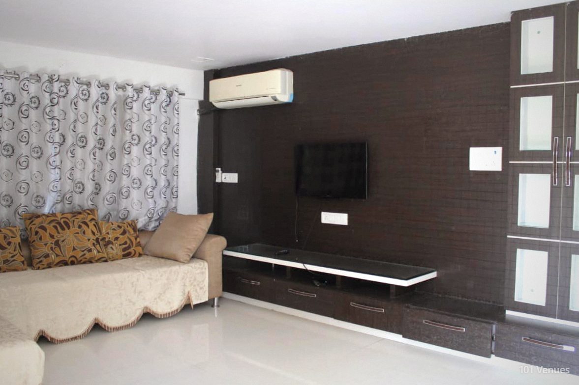 Waterslide 10BHK villa in wada with pool — view 7