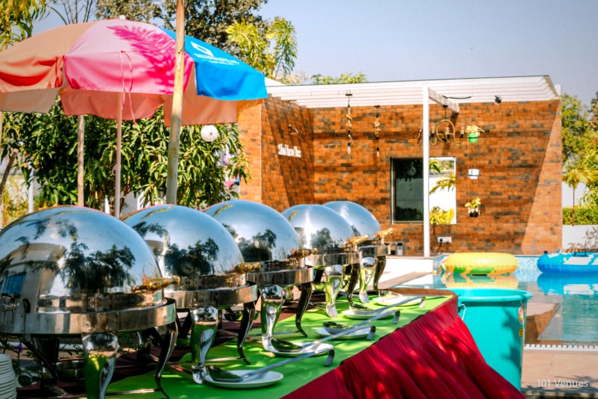 Party Vibes 6BHK — image 3 of 5